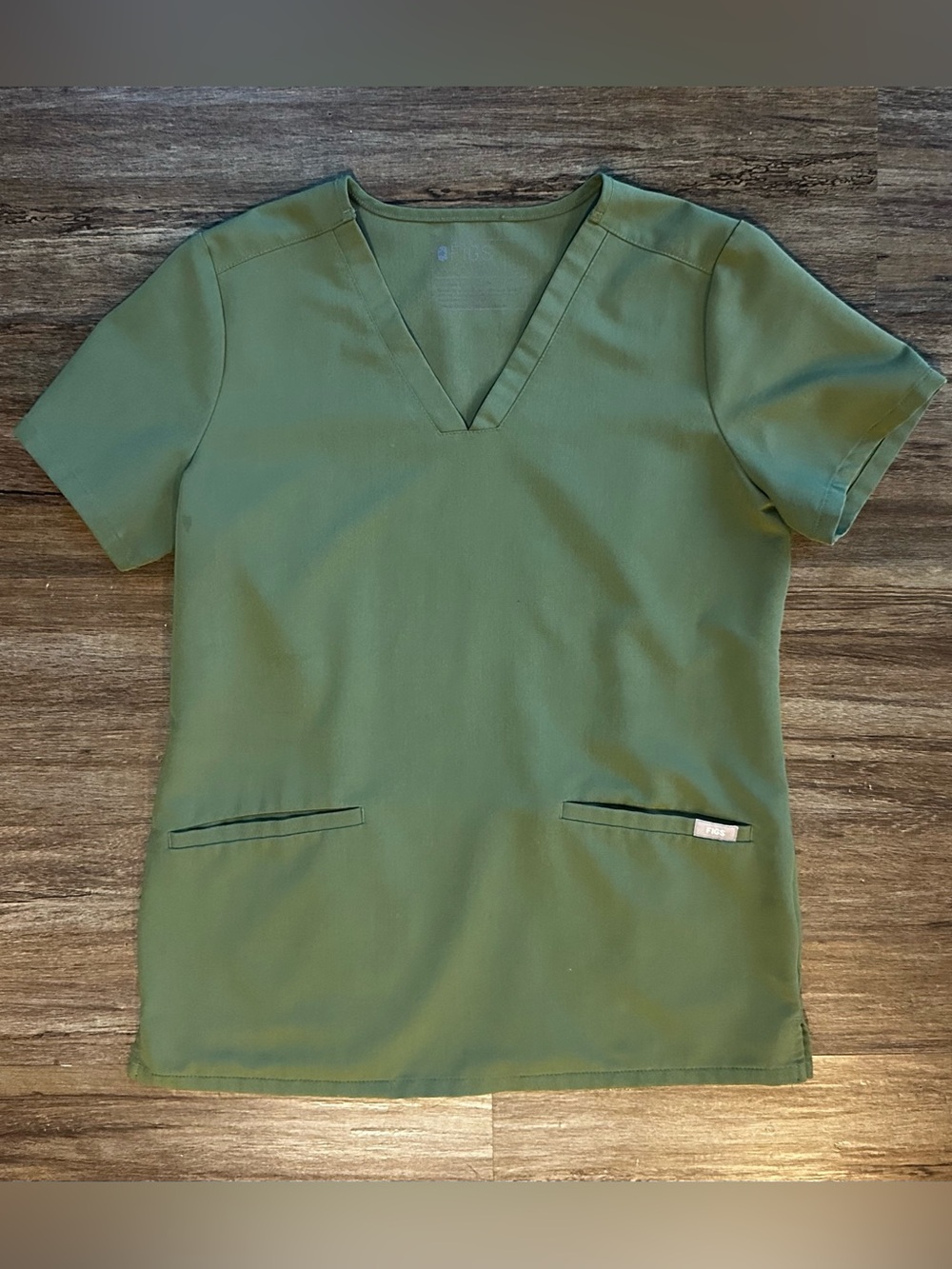 Figs Dark Olive Casma Scrub Top. Size XS